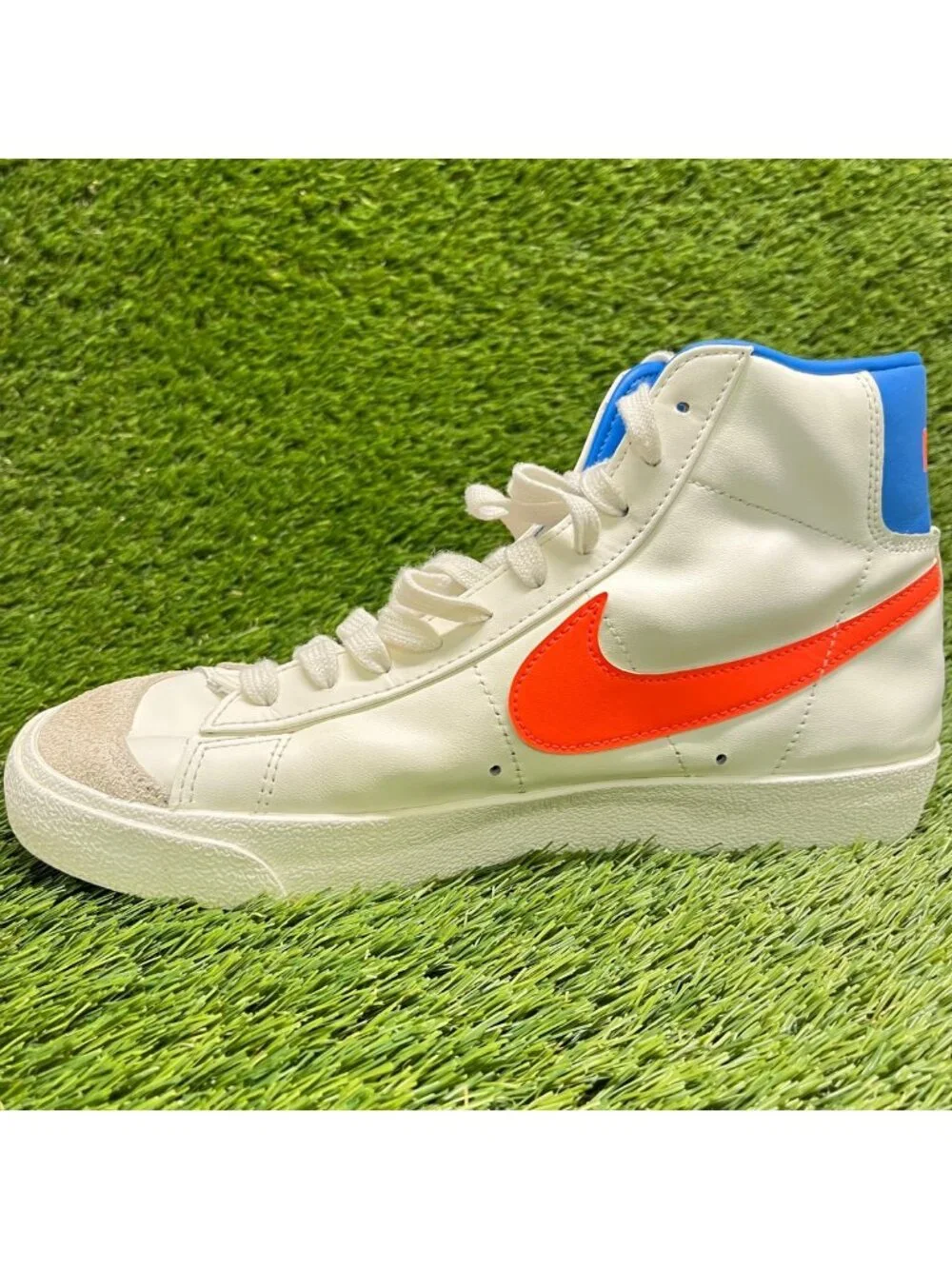 Nike Blazer Mid '77 Sail Total Orange Womens Size 9.5 Athletic Shoes Sneakers
